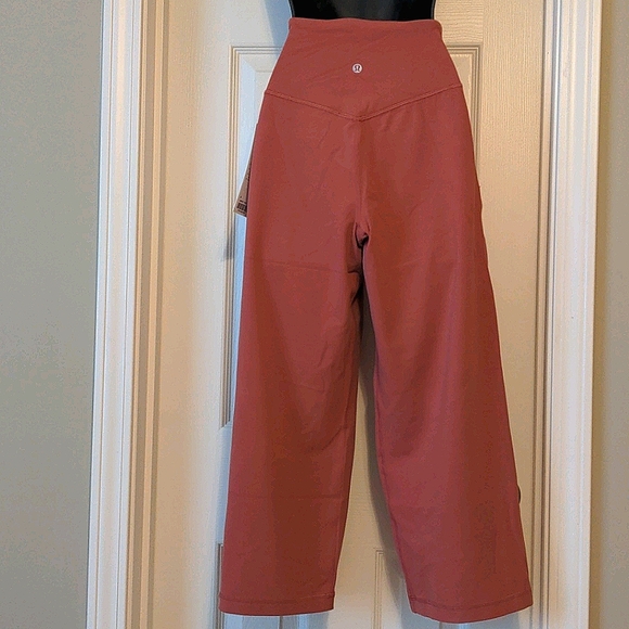 NEW Lululemon Align™ Wide Leg Crop 23" - Picture 8 of 10